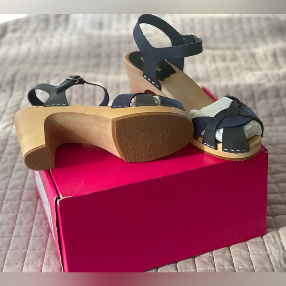Swedish Hasbeens “Kringlan” 38 (US 8) NWT and box clogs sandals - Picture 5 of 6